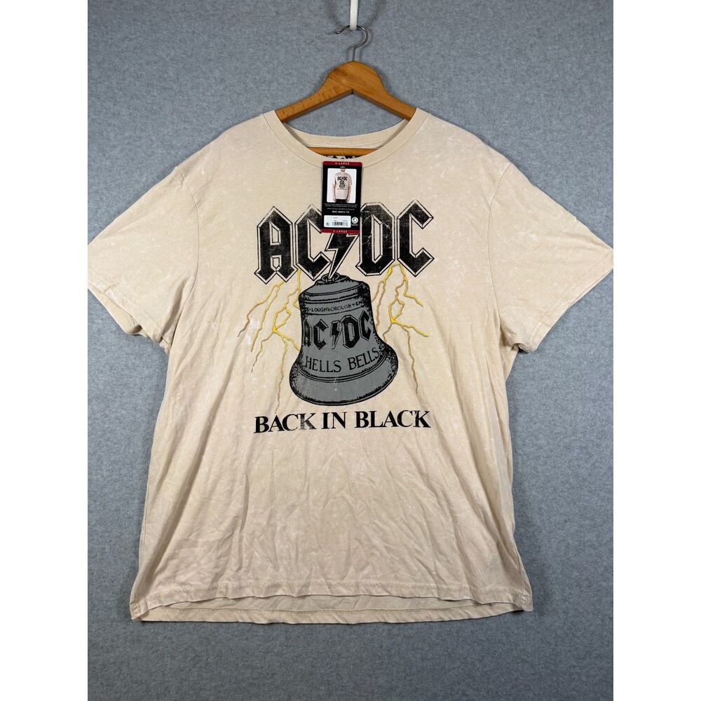 NWT AC/DC Men's XL Back in Black Hells Bells Cream Mineral Wash Graphic Tee 4018
